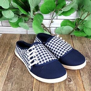 Cushion walk by Avon slip on casual shoes Size 8